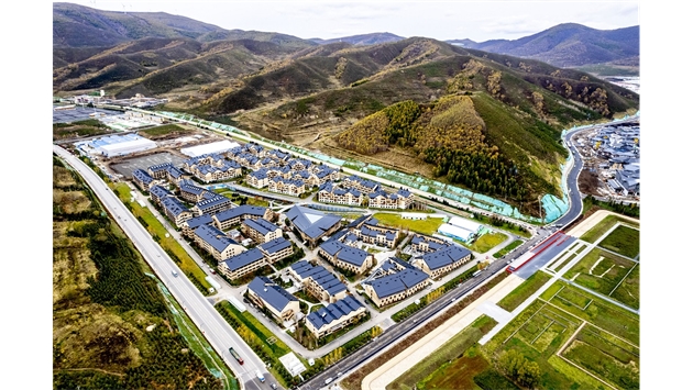 標(biāo)題：北京2022年冬奧會(huì)和冬殘奧會(huì)張家口賽區(qū)奧運(yùn)村
瀏覽次數(shù)：1496
發(fā)表時(shí)間：2023-11-07